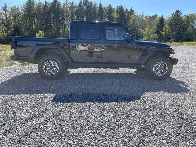 new 2025 Jeep Gladiator car, priced at $54,900