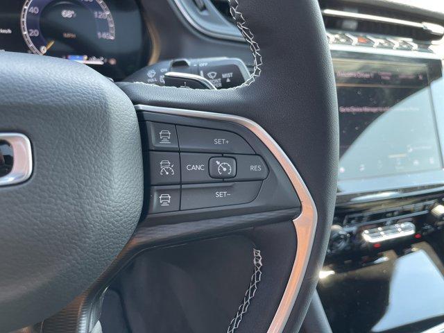 new 2025 Jeep Grand Cherokee car, priced at $40,533