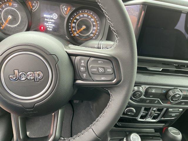 new 2025 Jeep Gladiator car, priced at $40,687