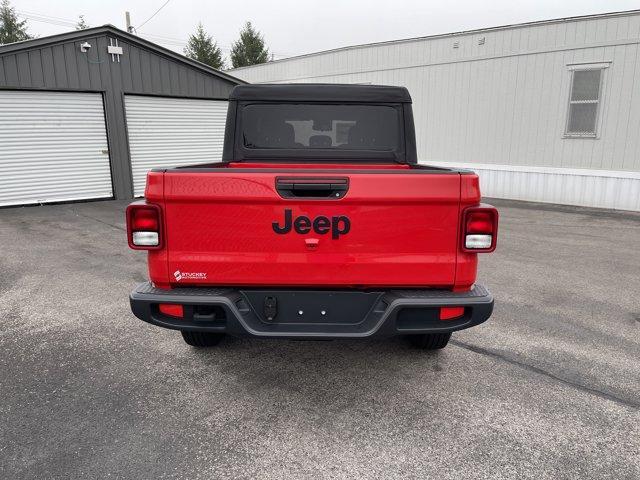 new 2025 Jeep Gladiator car, priced at $40,687