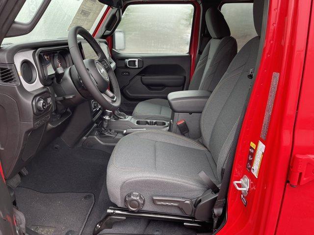 new 2025 Jeep Gladiator car, priced at $40,687