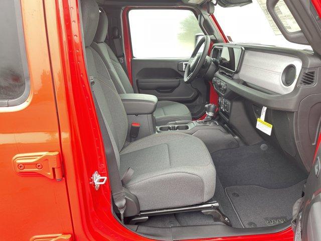 new 2025 Jeep Gladiator car, priced at $40,687