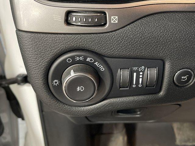 used 2022 Jeep Cherokee car, priced at $28,497