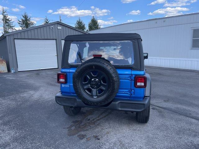 new 2025 Jeep Wrangler car, priced at $36,672