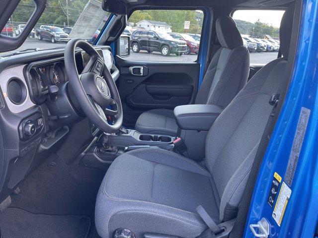 new 2025 Jeep Wrangler car, priced at $36,672