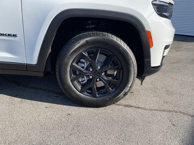 new 2025 Jeep Grand Cherokee L car, priced at $44,141