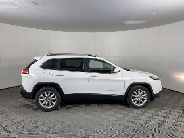 used 2015 Jeep Cherokee car, priced at $10,497