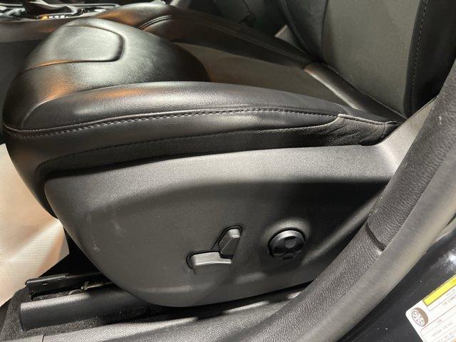 used 2021 Jeep Cherokee car, priced at $18,997