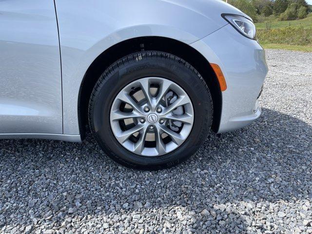 new 2026 Chrysler Pacifica car