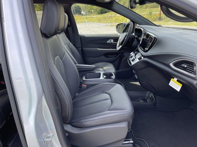 new 2026 Chrysler Pacifica car