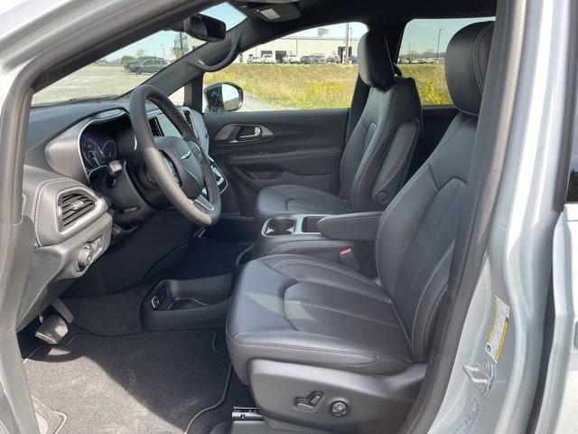 new 2026 Chrysler Pacifica car