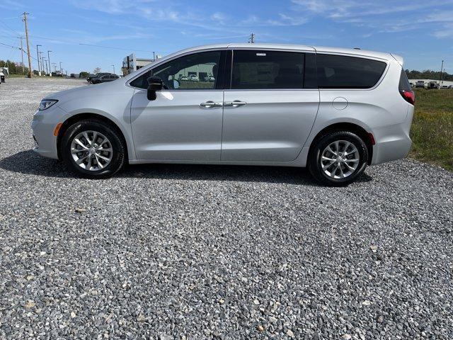 new 2026 Chrysler Pacifica car
