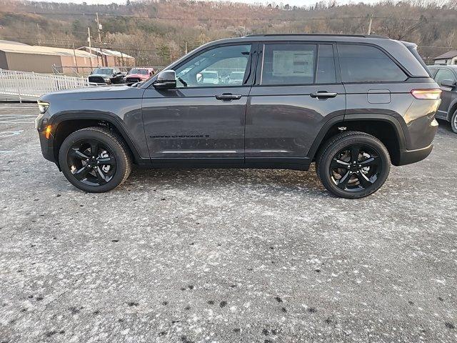 new 2024 Jeep Grand Cherokee car, priced at $40,926