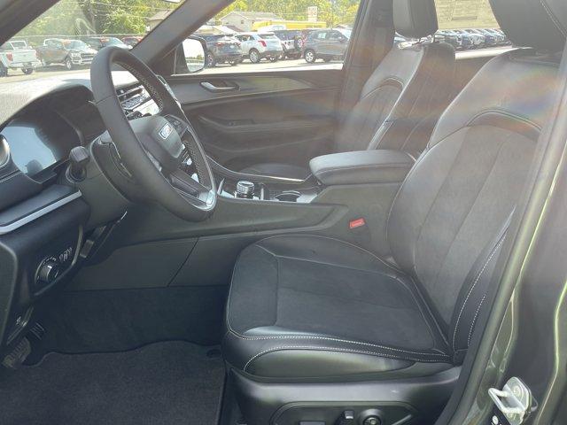 new 2025 Jeep Grand Cherokee L car, priced at $41,748