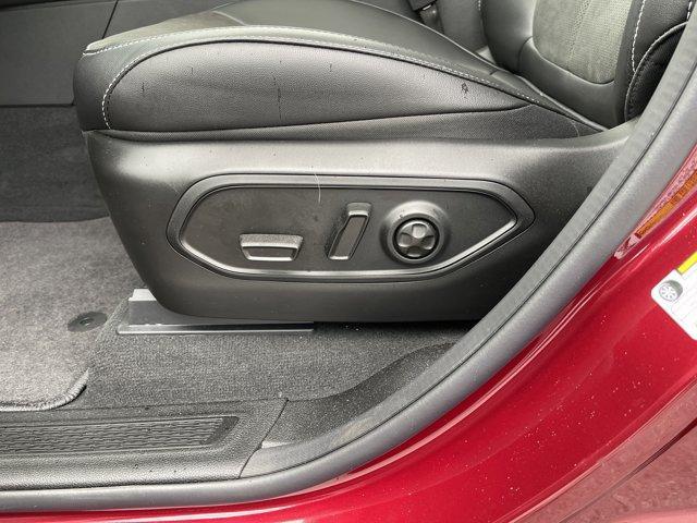 new 2025 Jeep Grand Cherokee L car, priced at $42,605