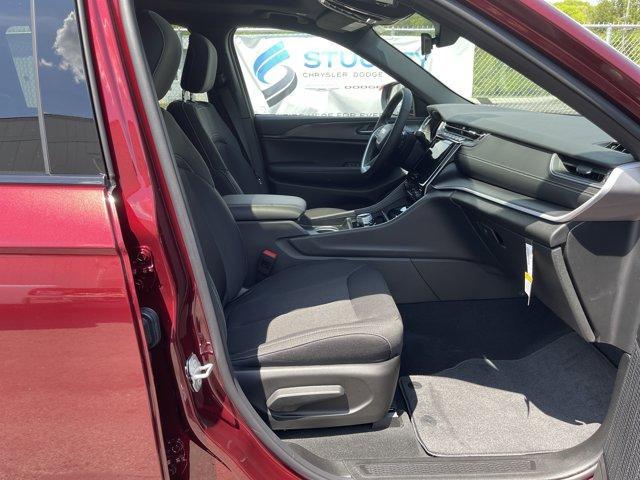 new 2025 Jeep Grand Cherokee L car, priced at $38,462