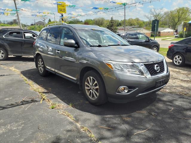 used 2016 Nissan Pathfinder car, priced at $11,500