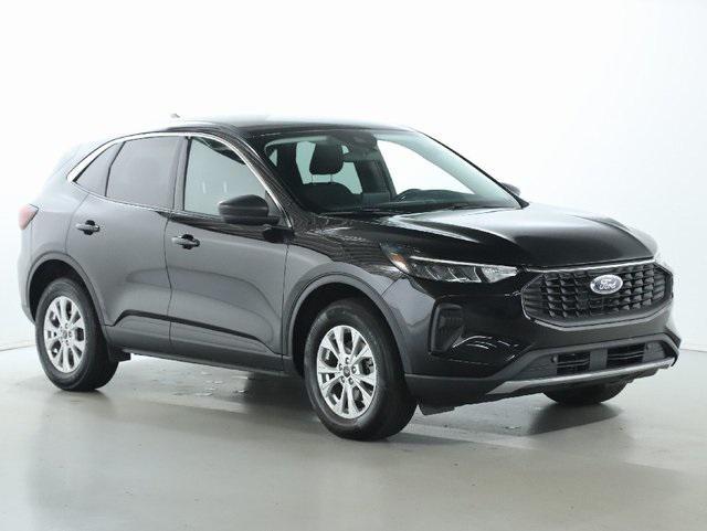 used 2024 Ford Escape car, priced at $22,999
