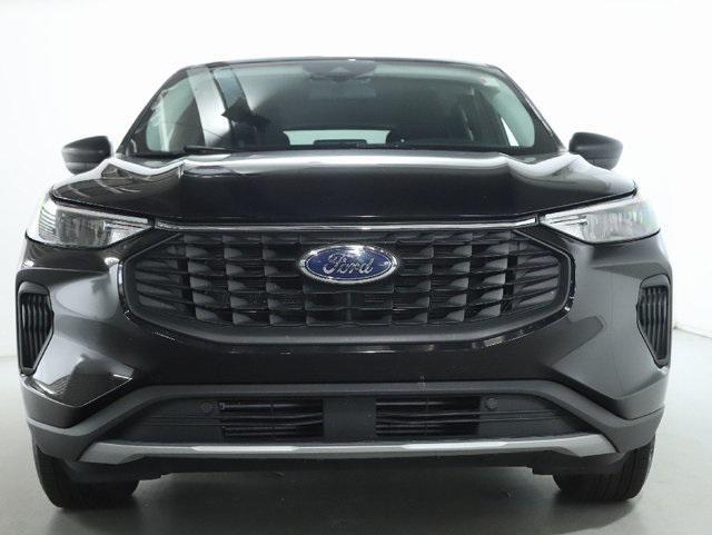 used 2024 Ford Escape car, priced at $22,999