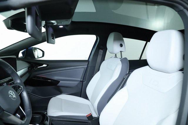 used 2022 Volkswagen ID.4 car, priced at $24,922