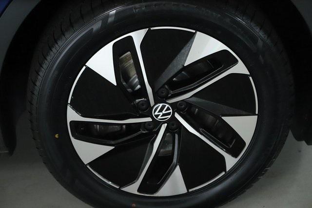used 2022 Volkswagen ID.4 car, priced at $24,922