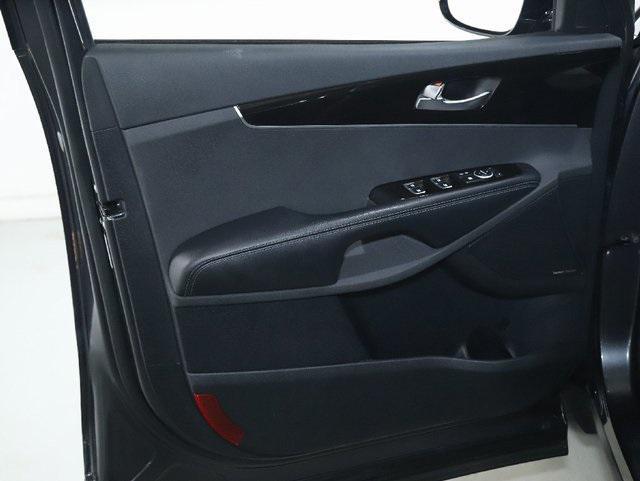 used 2019 Kia Sorento car, priced at $19,999