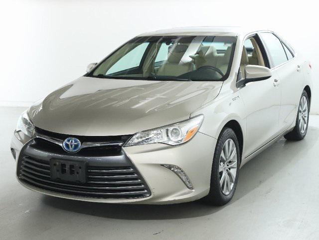 used 2015 Toyota Camry Hybrid car, priced at $12,999