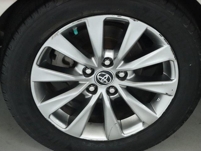 used 2015 Toyota Camry Hybrid car, priced at $12,999