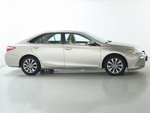 used 2015 Toyota Camry Hybrid car, priced at $12,999