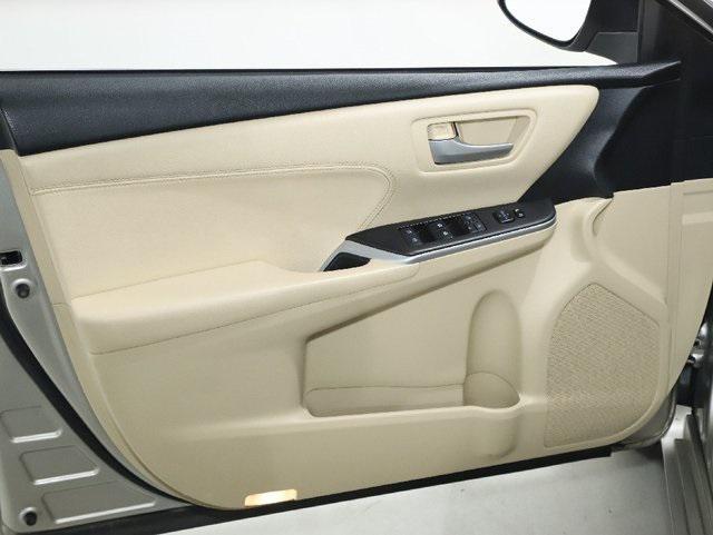 used 2015 Toyota Camry Hybrid car, priced at $12,999