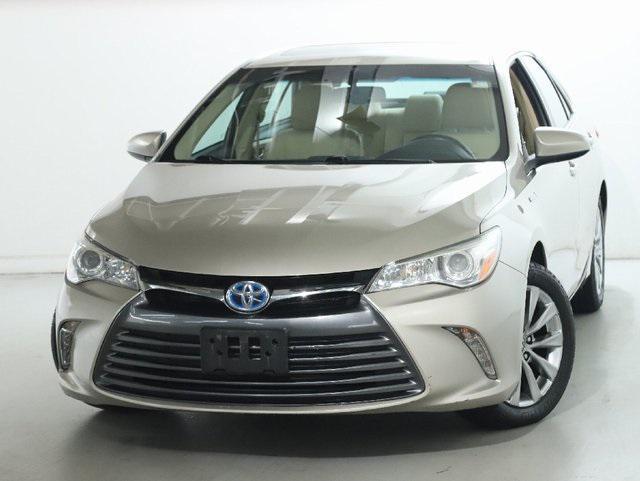 used 2015 Toyota Camry Hybrid car, priced at $12,999