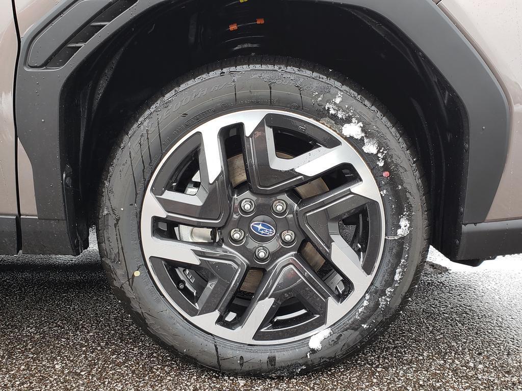 new 2025 Subaru Forester Hybrid car, priced at $43,466