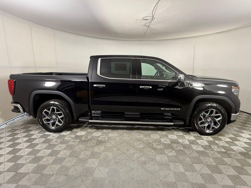new 2025 GMC Sierra 1500 car, priced at $52,165