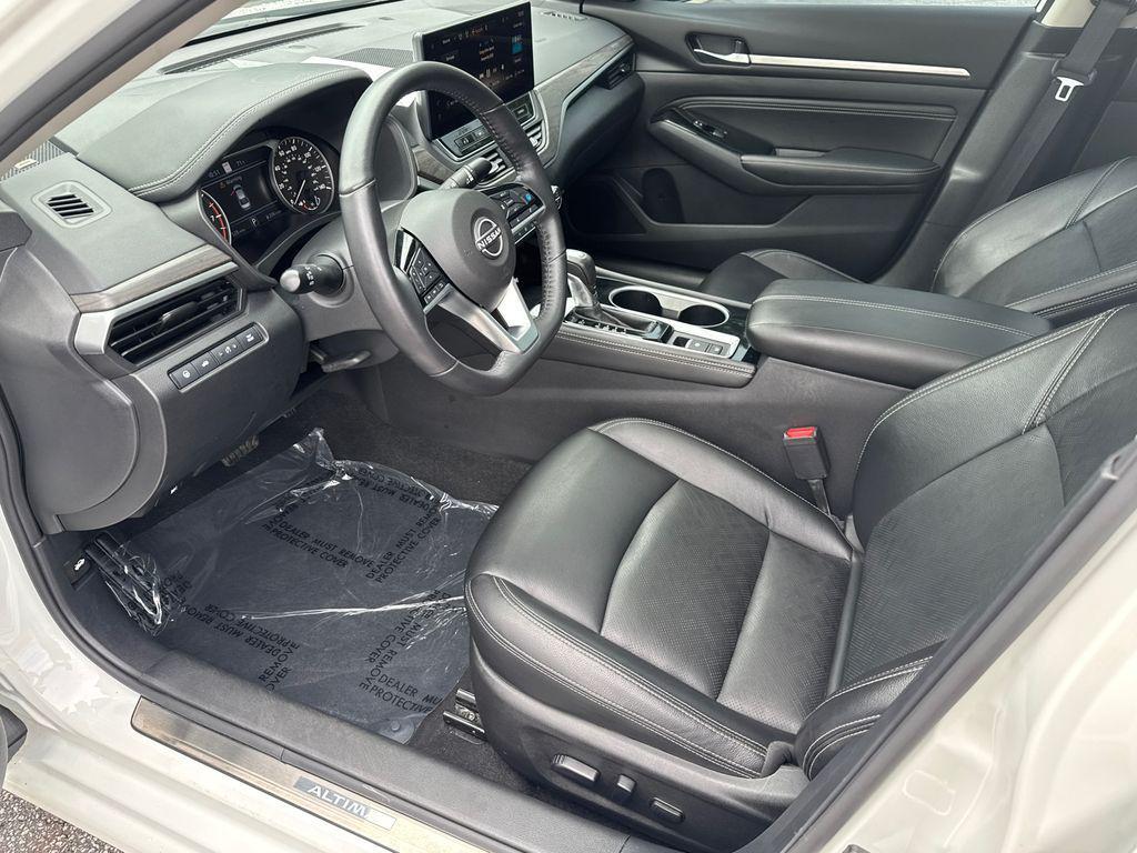 used 2023 Nissan Altima car, priced at $21,460