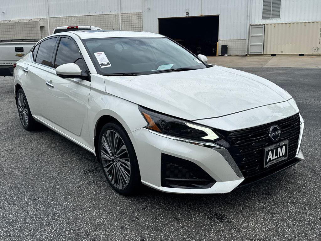used 2023 Nissan Altima car, priced at $21,460