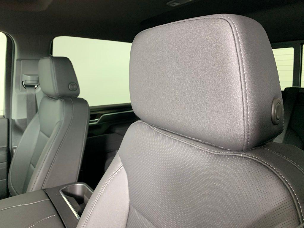 new 2026 GMC Sierra 2500 car, priced at $79,285