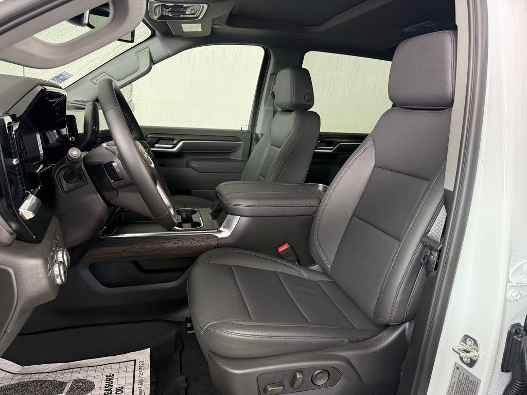 new 2025 GMC Sierra 2500 car, priced at $74,640