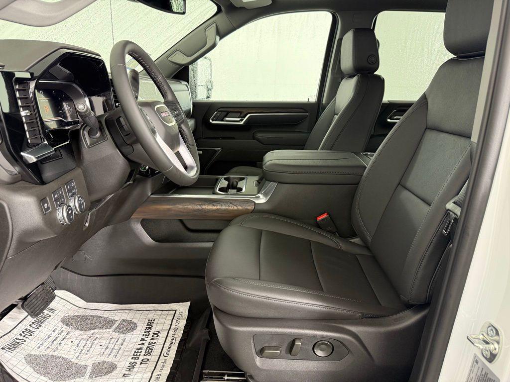 new 2025 GMC Sierra 2500 car, priced at $74,640