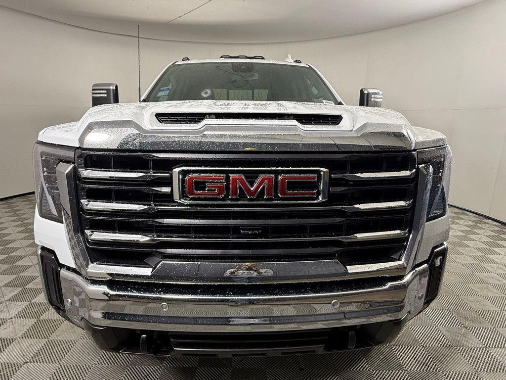 new 2025 GMC Sierra 2500 car, priced at $74,640