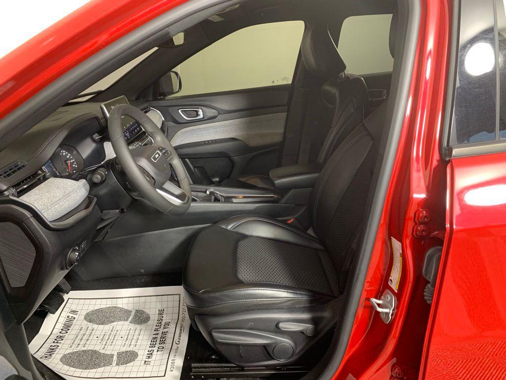 used 2023 Jeep Compass car, priced at $22,420