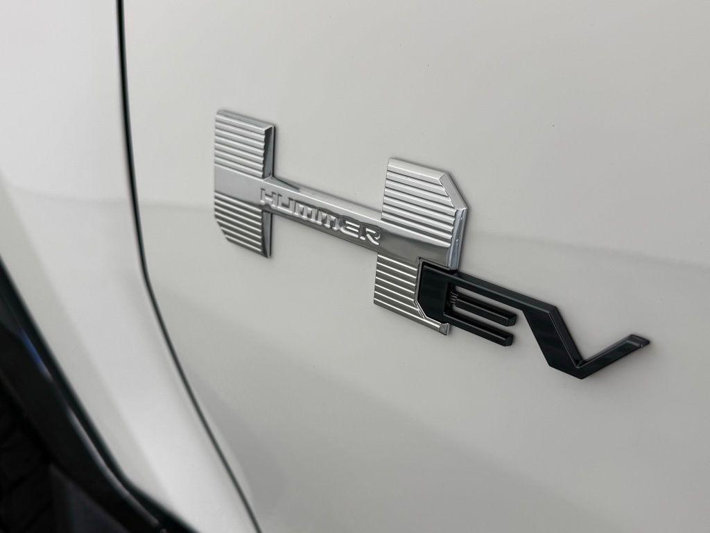 new 2026 GMC HUMMER EV Pickup car, priced at $92,895