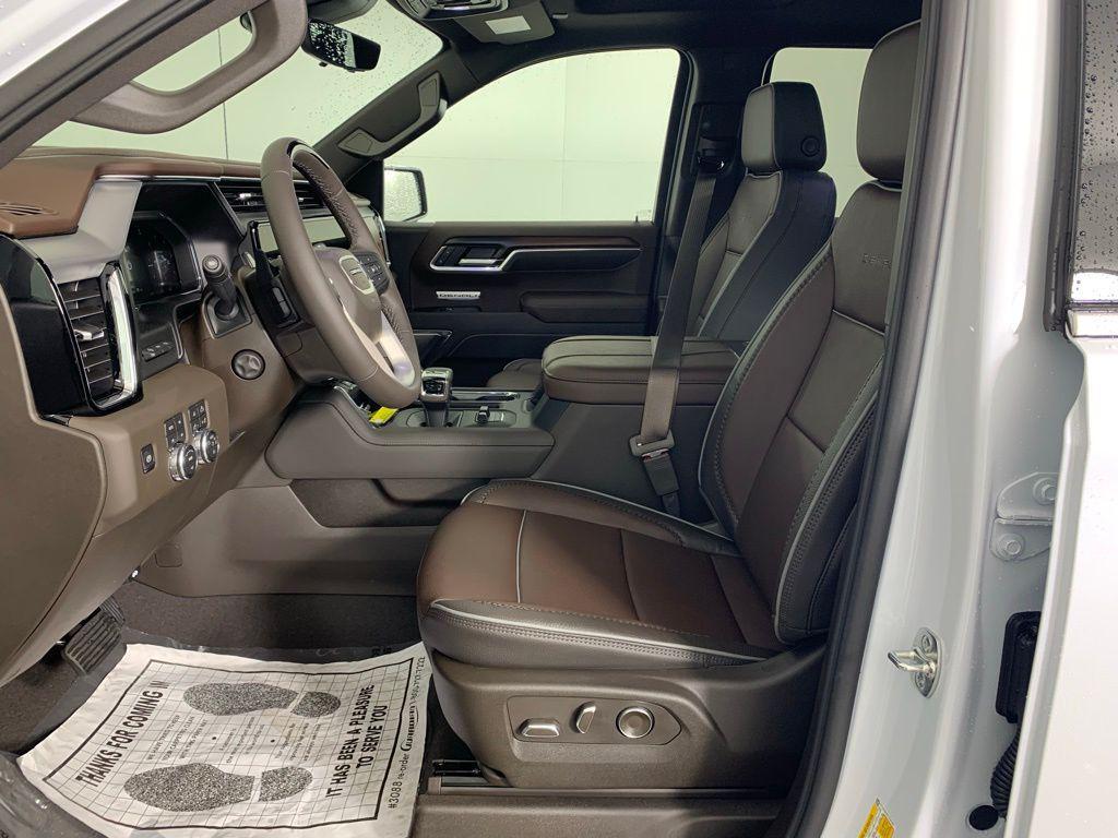 new 2026 GMC Sierra 1500 car, priced at $73,045