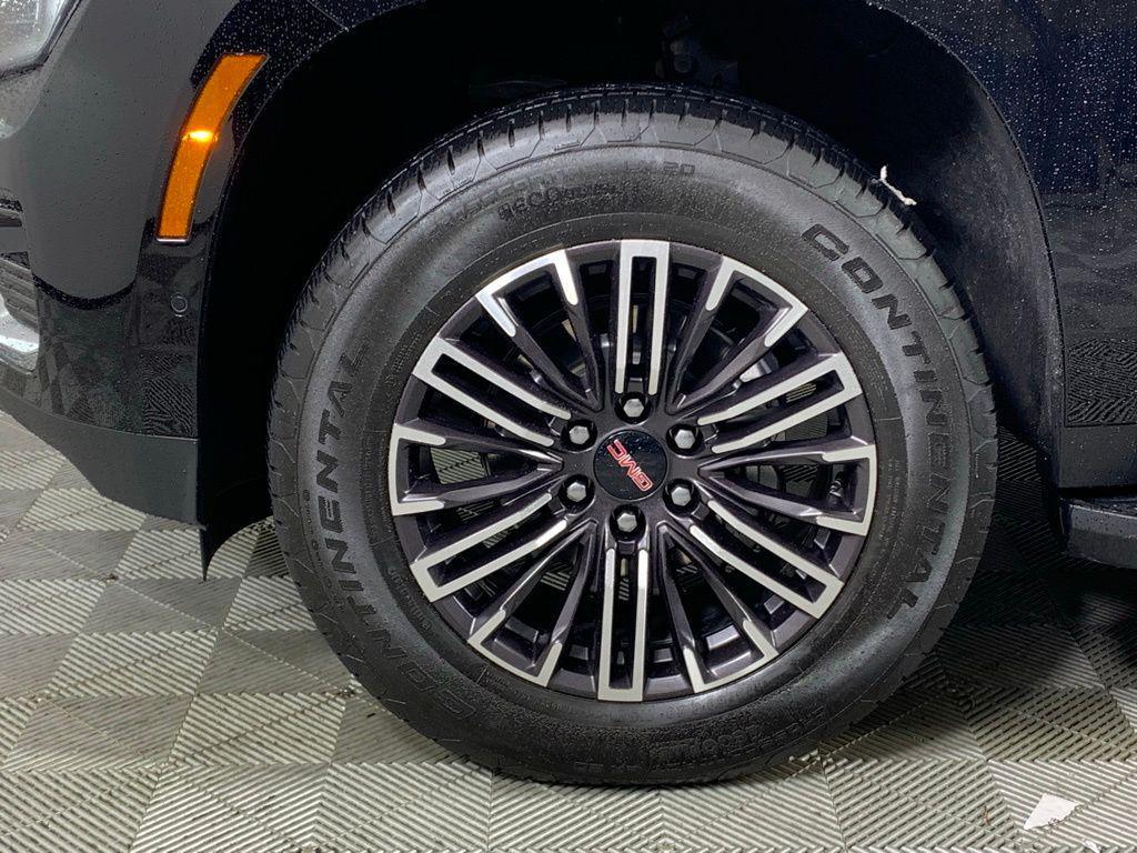 used 2025 GMC Yukon car, priced at $70,970