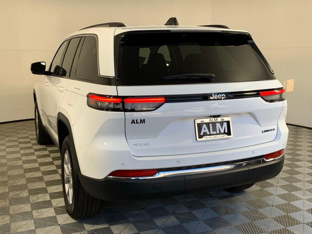 used 2023 Jeep Grand Cherokee car, priced at $28,470