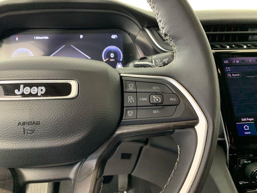 used 2023 Jeep Grand Cherokee car, priced at $28,470