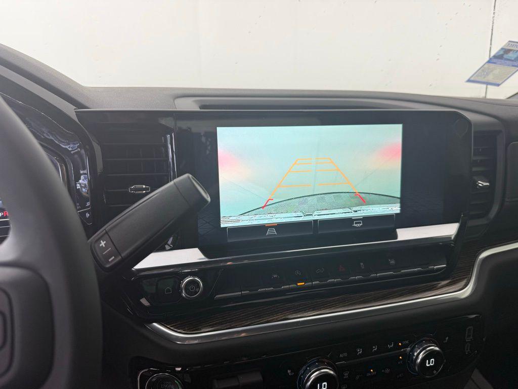 new 2025 GMC Sierra 1500 car, priced at $45,190