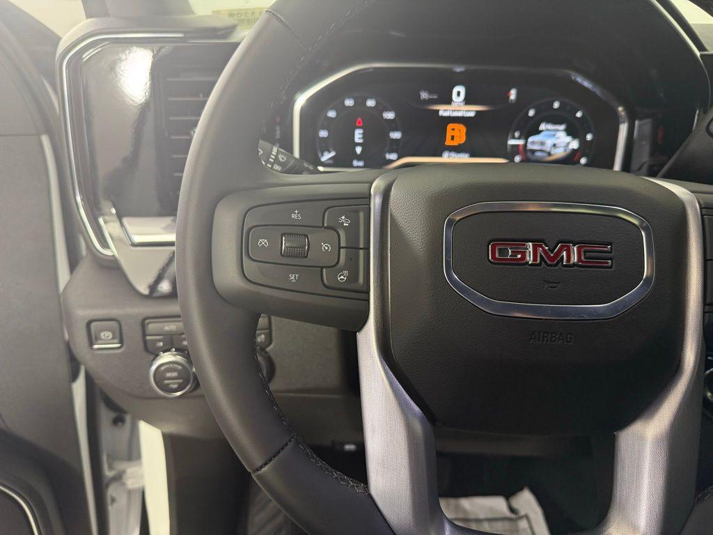 new 2025 GMC Sierra 1500 car, priced at $45,190