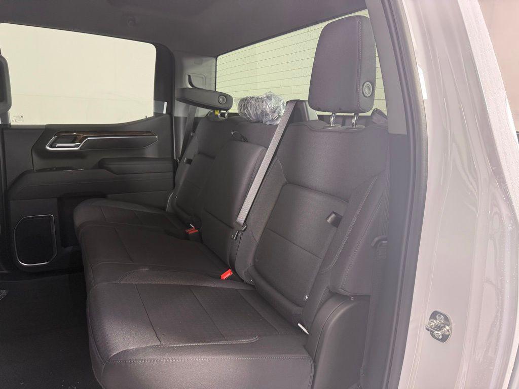 new 2025 GMC Sierra 1500 car, priced at $45,190