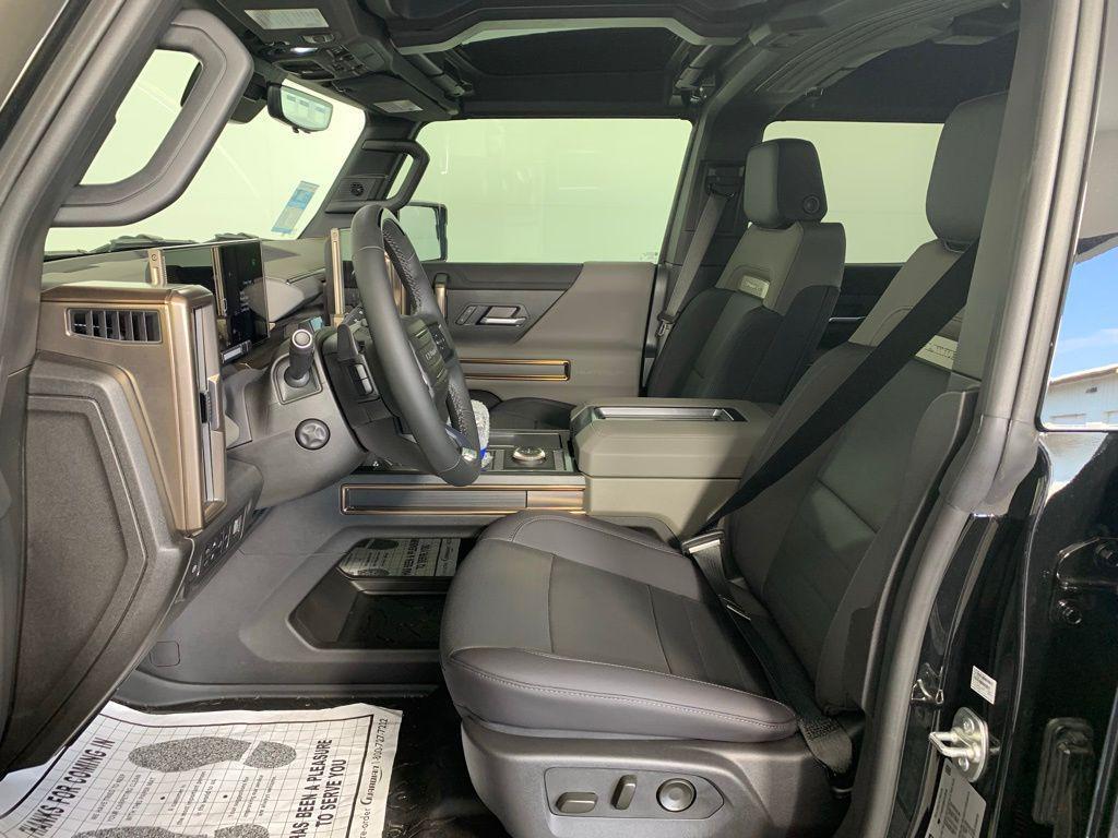 new 2025 GMC HUMMER EV Pickup car, priced at $102,830