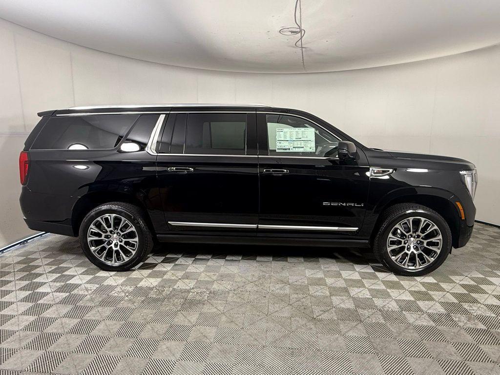 new 2025 GMC Yukon XL car, priced at $87,560